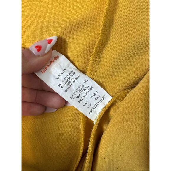 Pretty little thing yellow cape blazer size 4 - Picture 5 of 9